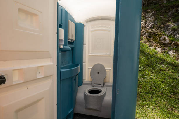 Best Portable toilet rental cost  in Bayside Gardens, OR